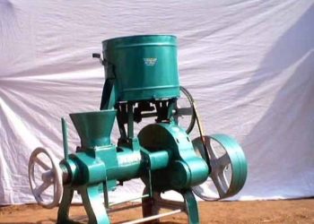 Hand Operated Oil Expeller